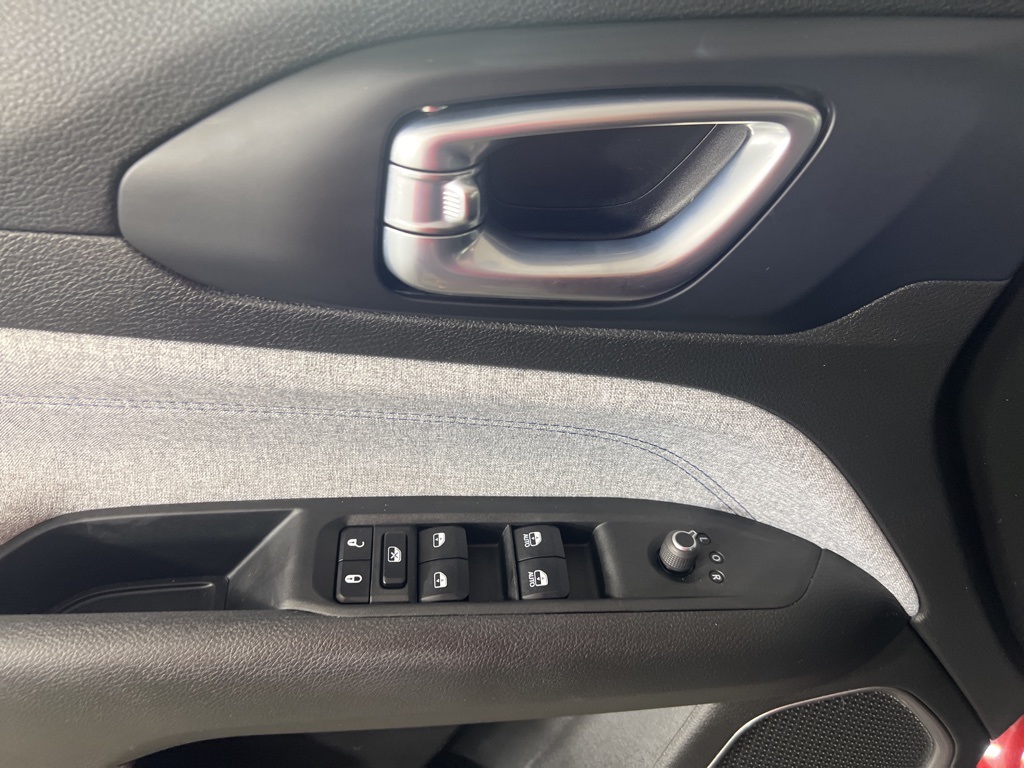 2022 Jeep Compass North Edition Latitude photo 9