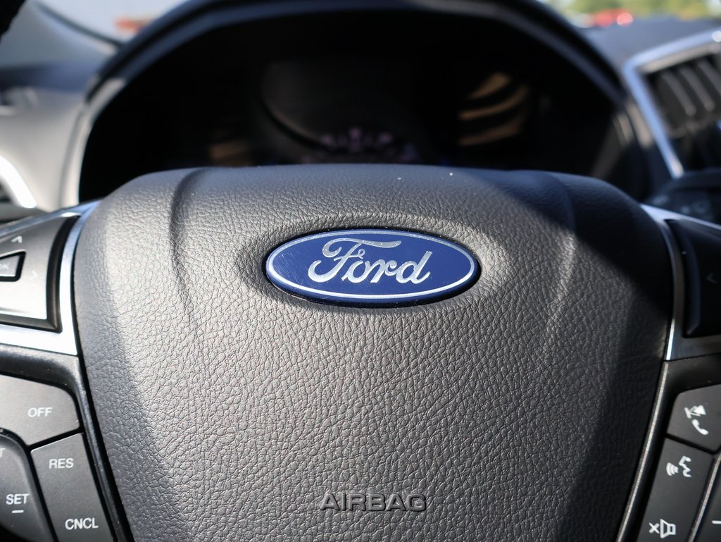 2024 Ford Edge Titanium photo 25