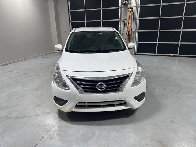 2016 Nissan Versa 1.6 SV photo 9