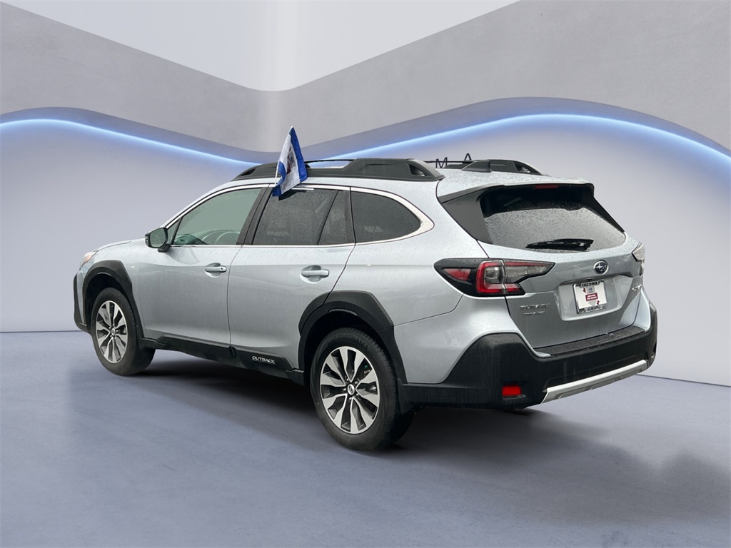 2024 Subaru Outback Limited photo 2