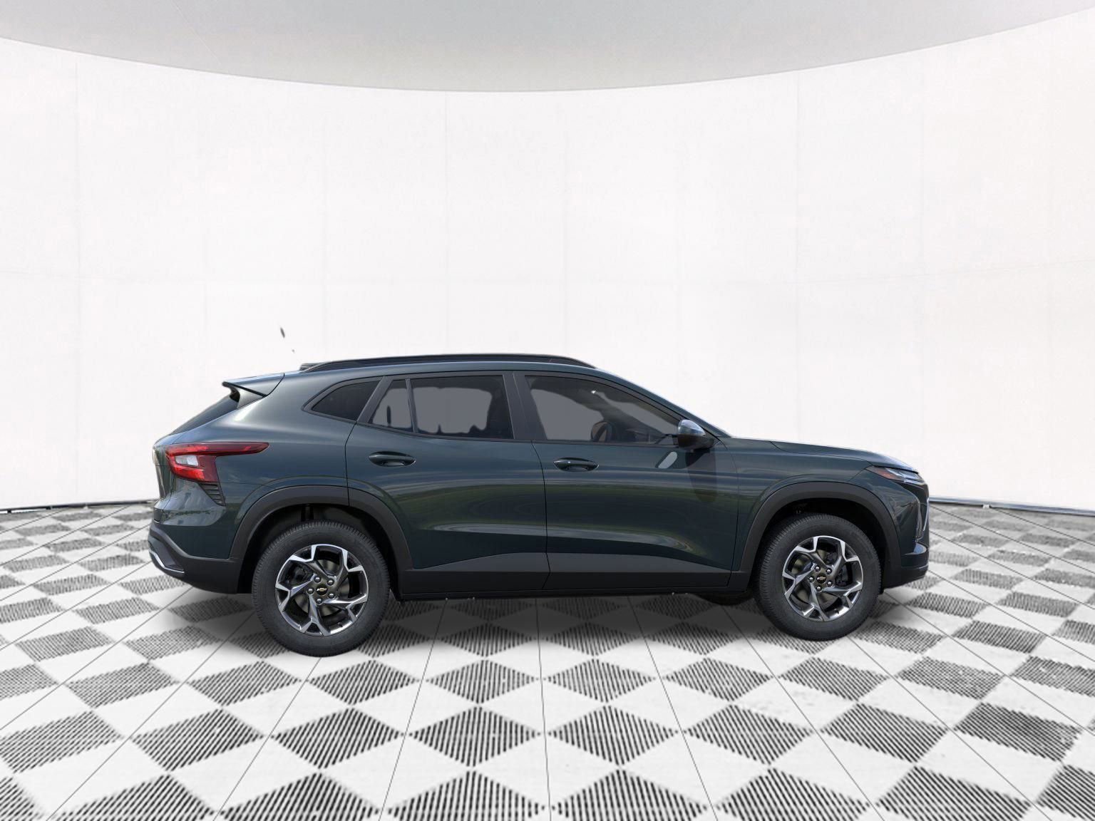 2026 Chevrolet Trax LT photo 7