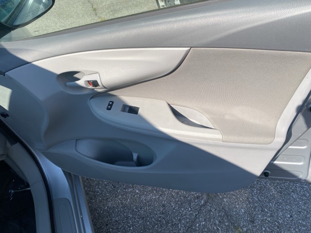 2009 Toyota Corolla Base photo 24