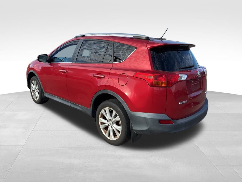 2015 Toyota RAV4 Limited photo 3