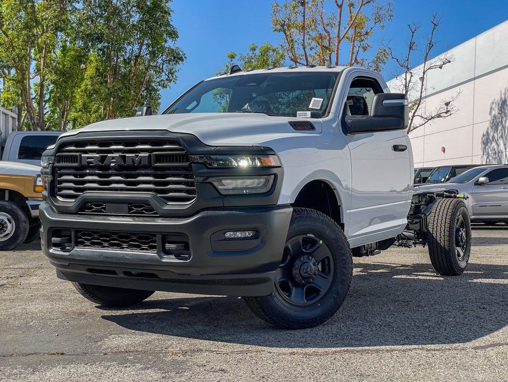 2025 RAM Ram 3500 Chassis Cab Tradesman's photo