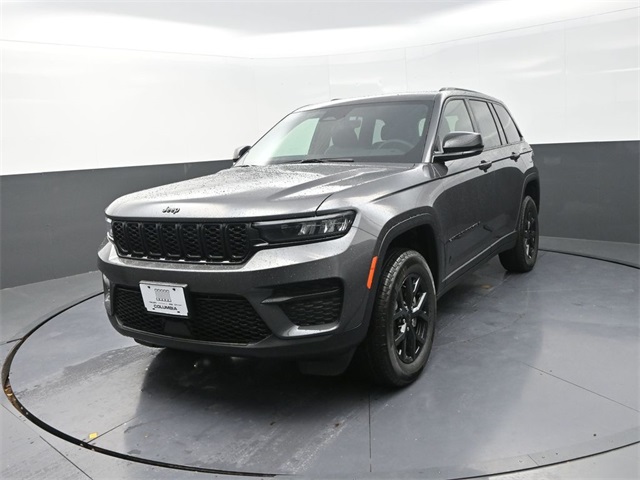 2025 Jeep Grand Cherokee Altitude X photo 3