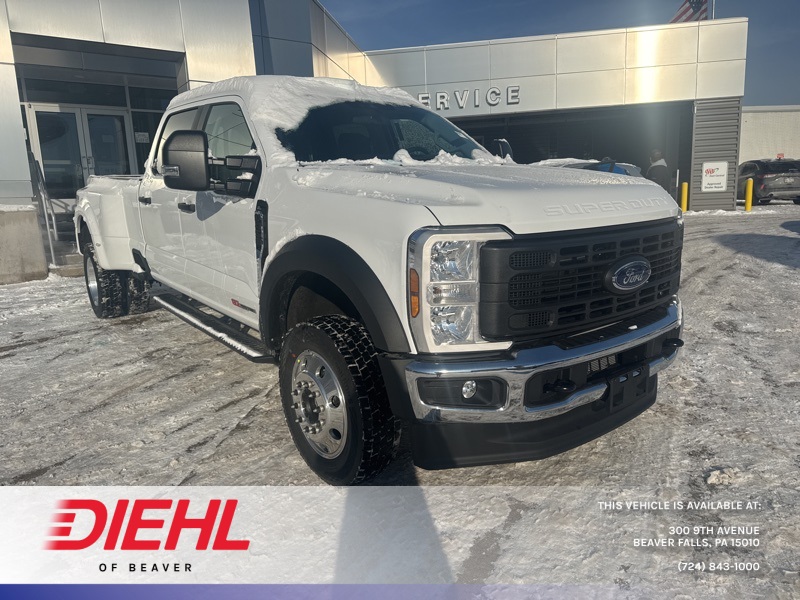 2026 Ford F-450 Super Duty XL's photo