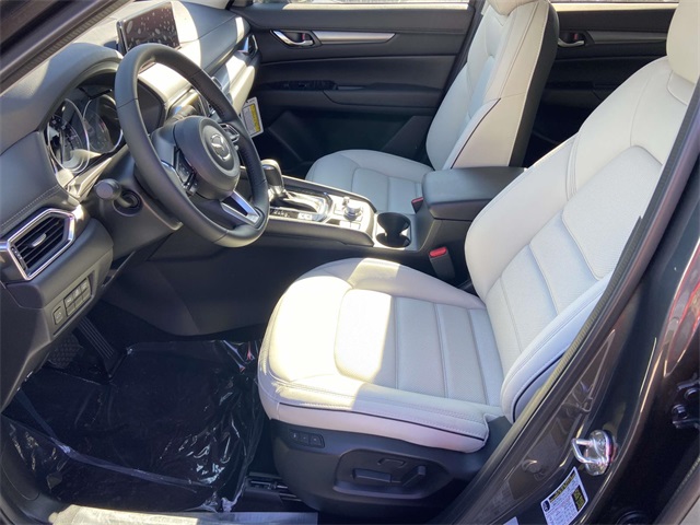 2025 Mazda CX-5 Preferred photo 4