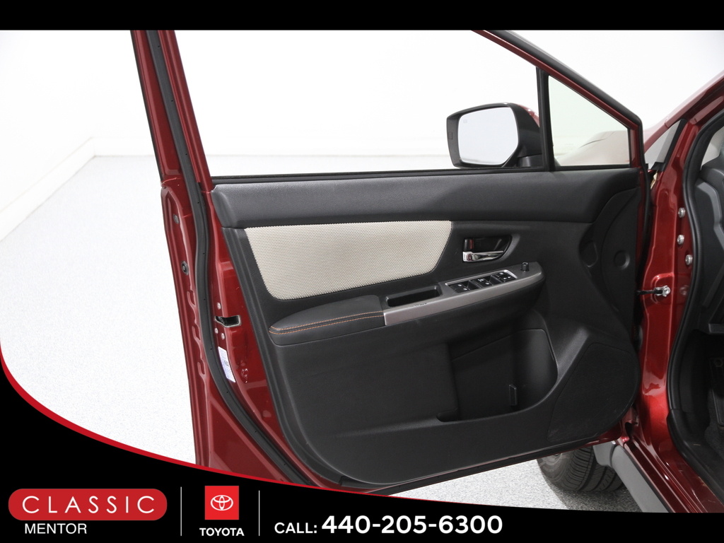 2016 Subaru Crosstrek Premium photo 3