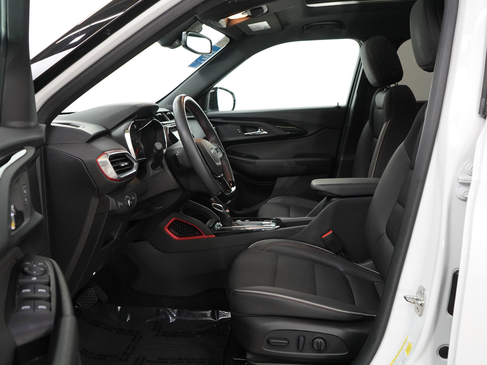 2023 Chevrolet Trailblazer RS photo 17