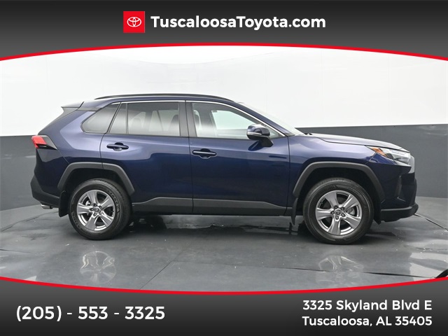 2024 Toyota RAV4 XLE's photo