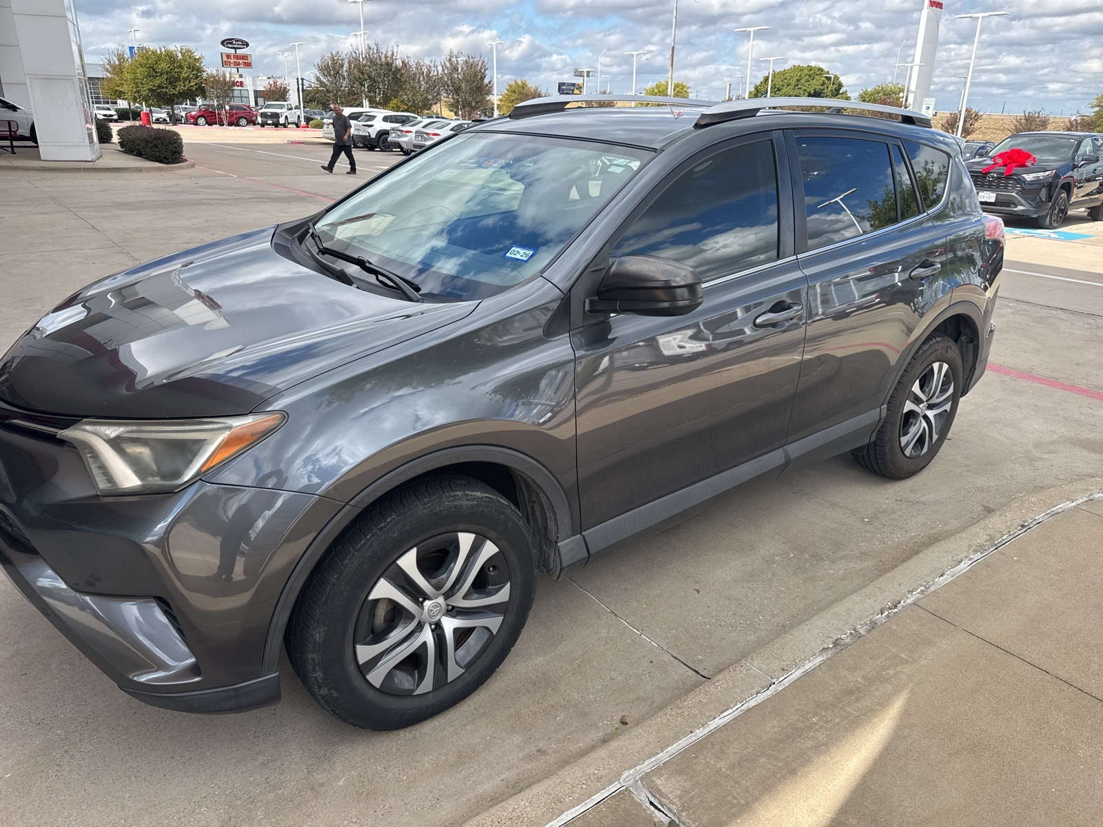 2016 Toyota RAV4 LE