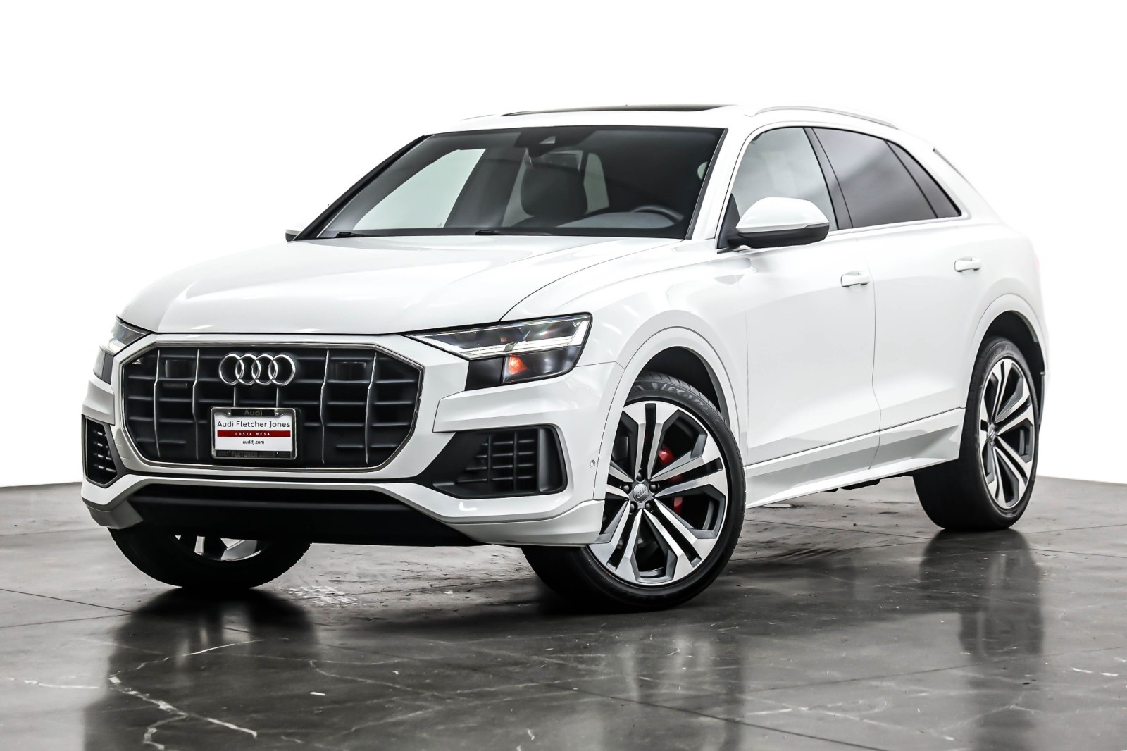 2019 Audi Q8 Premium Plus's photo