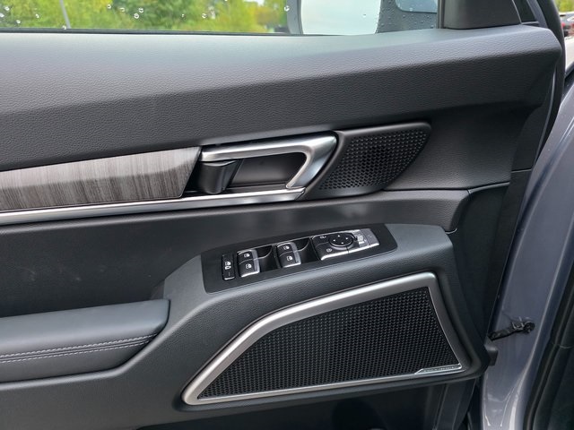 2025 Kia Telluride EX photo 23