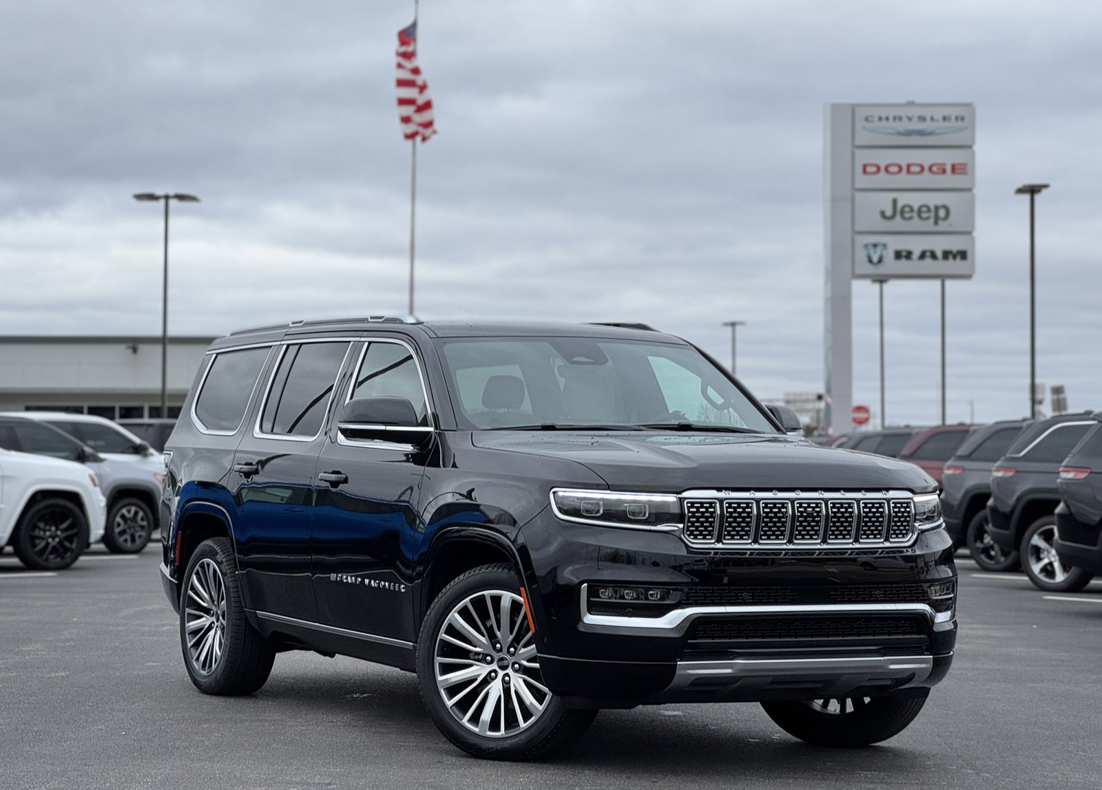 2025 Jeep Grand Wagoneer Series I's photo