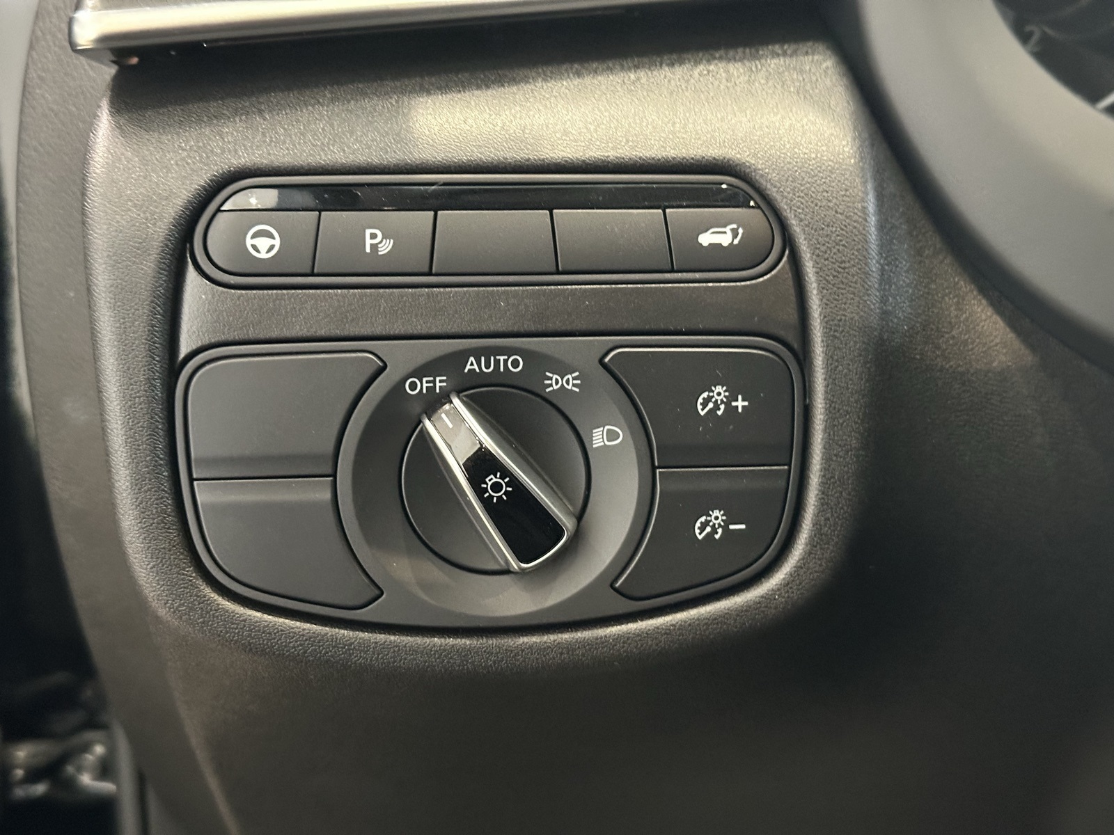 2025 Infiniti QX50 Luxe AWD photo 14