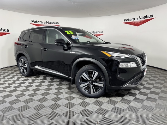 2023 Nissan Rogue SL's photo
