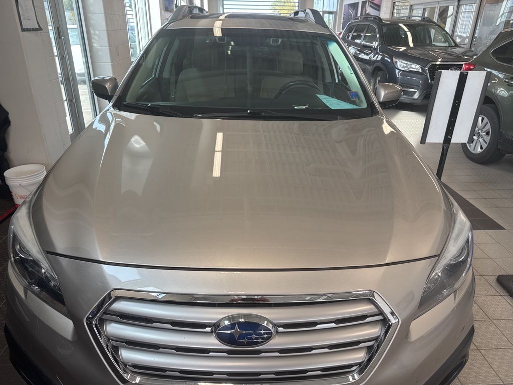 2016 Subaru Outback 2.5i Limited photo 3