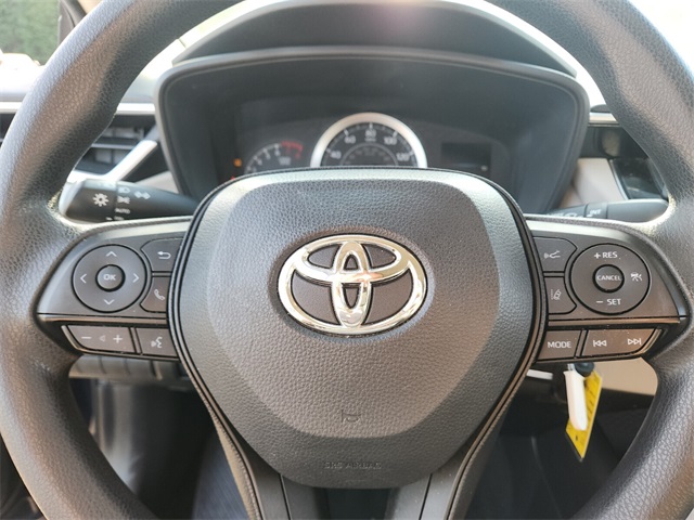 2020 Toyota Corolla LE photo 23