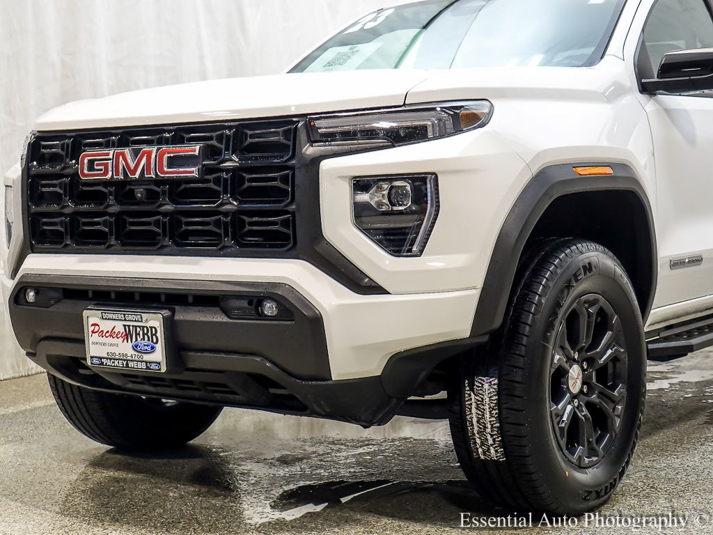 2023 GMC CANYON - Image 3