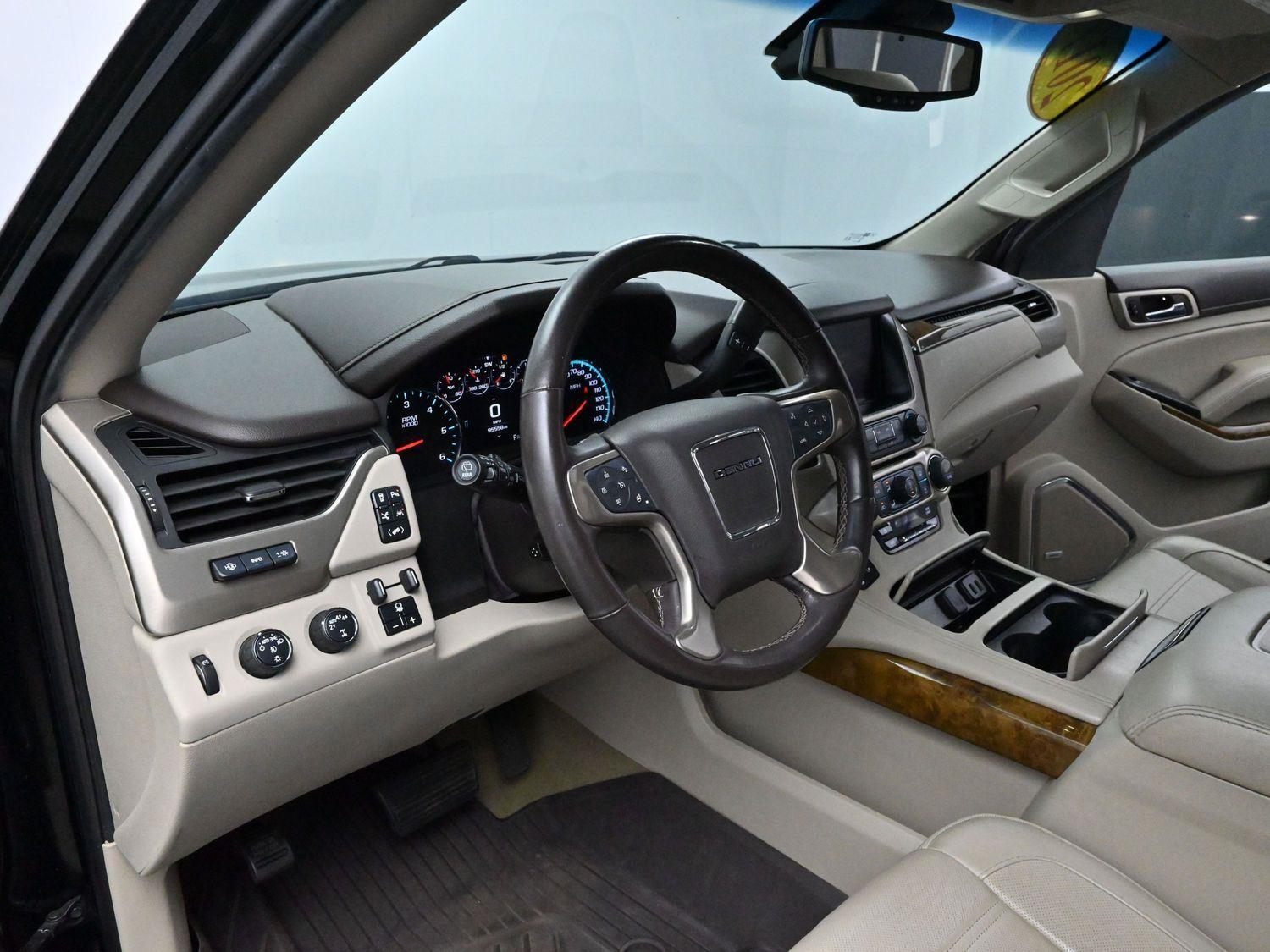 2017 Gmc Yukon Denali photo 13