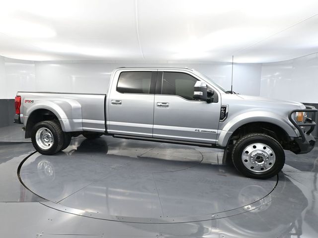 2022 Ford F-450 photo 3
