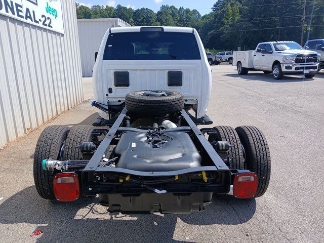 2026 Ram 3500 Tradesman photo 4