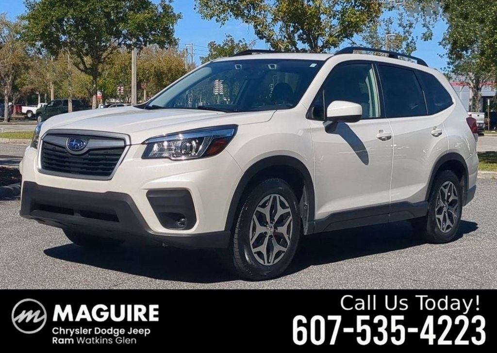 2022 Subaru Forester Premium's photo