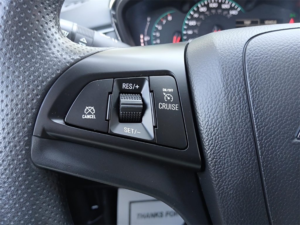 2022 Chevrolet Trax LS photo 18
