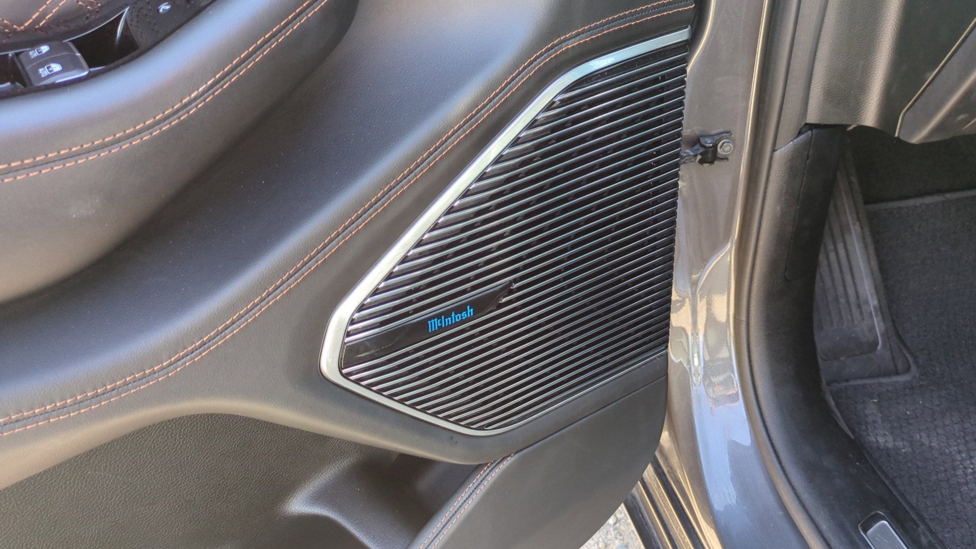 2021 Jeep Grand Cherokee L Summit Reserve photo 12