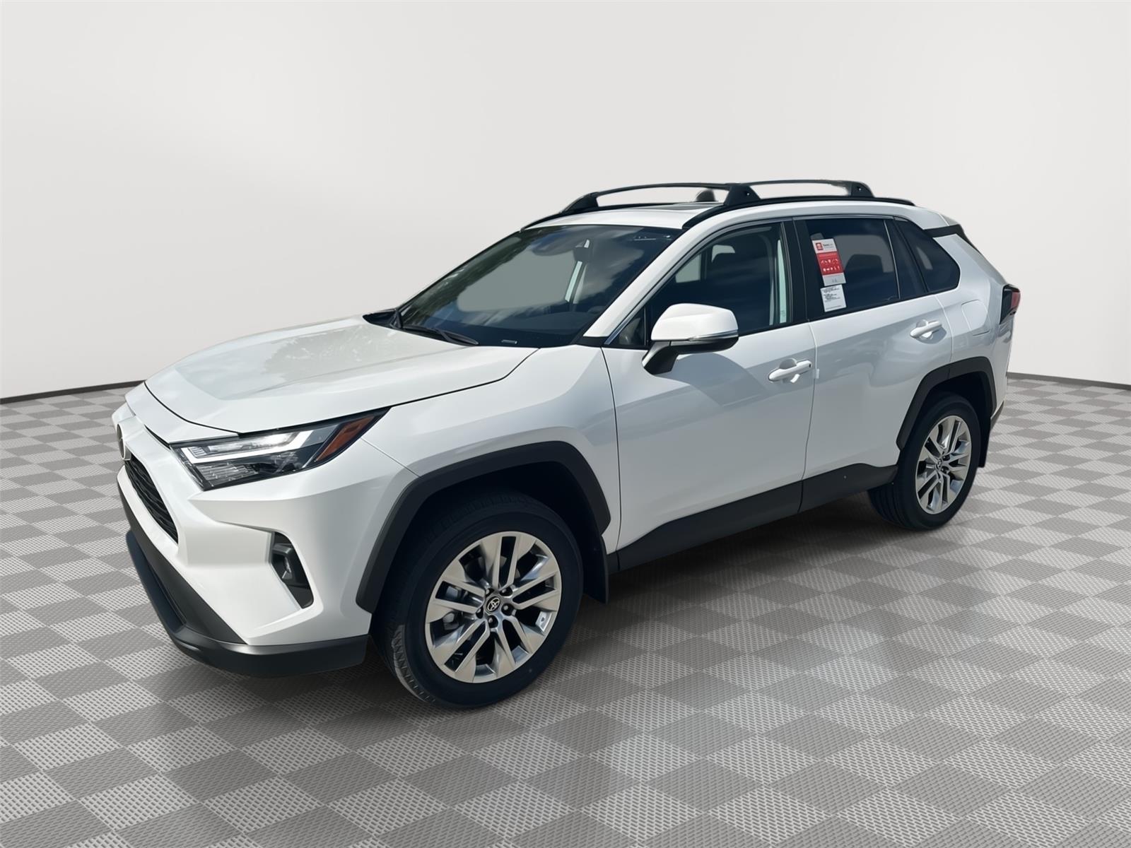 2025 Toyota RAV4 XLE Premium's photo