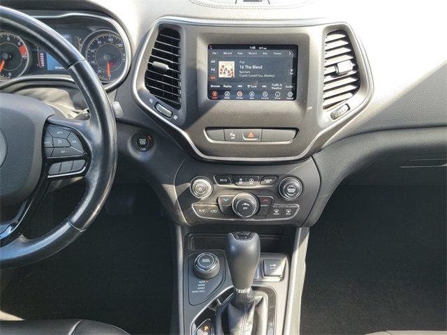 2020 Jeep Cherokee Altitude photo 22