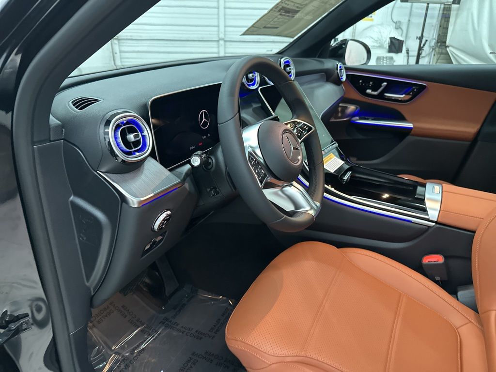 2026 Mercedes Benz GLC 300 photo 9