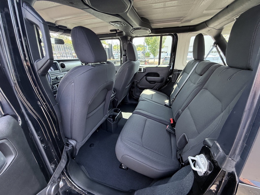 2022 Jeep Wrangler Unlimited Sport photo 35