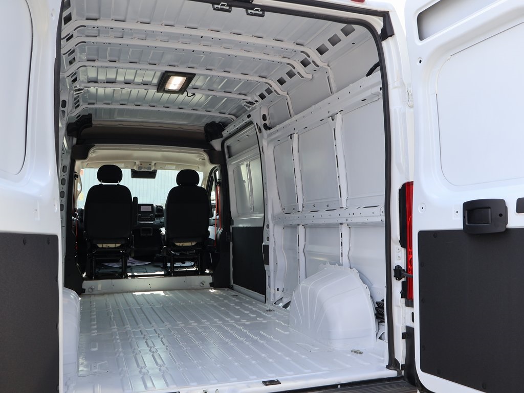 2025 Ram ProMaster 2500 photo 13