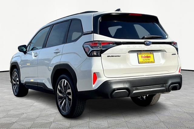 2025 Subaru Forester Touring photo 3