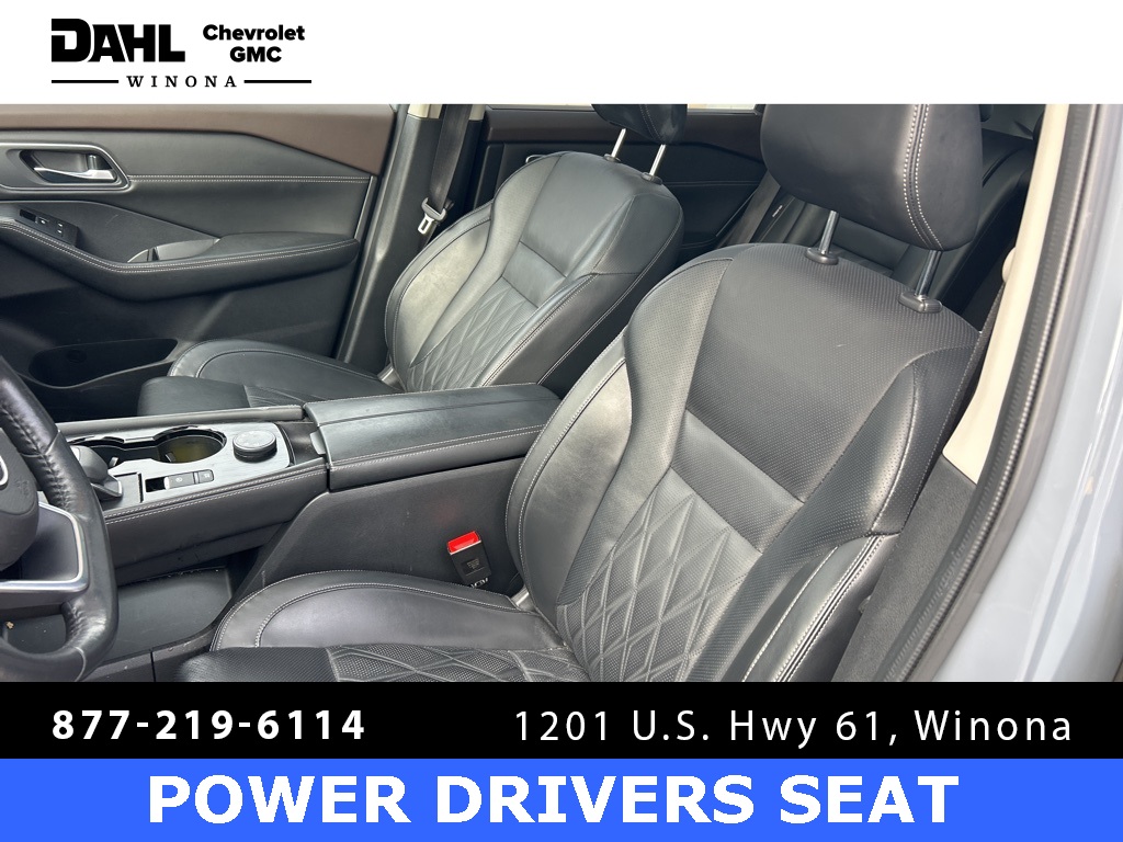 2023 Nissan Rogue Platinum photo 3