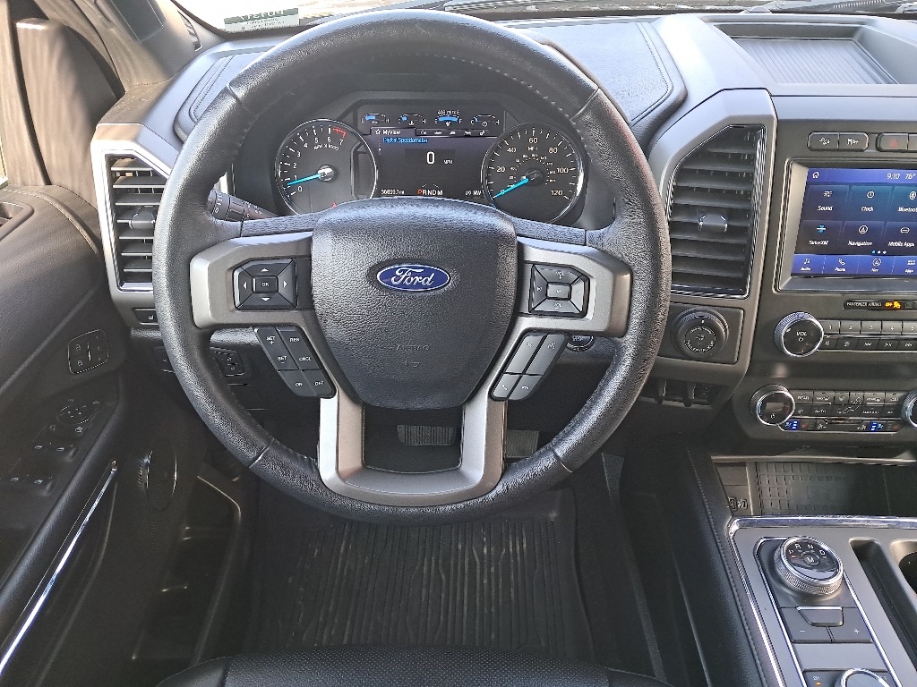 2020 Ford Expedition XLT photo 15