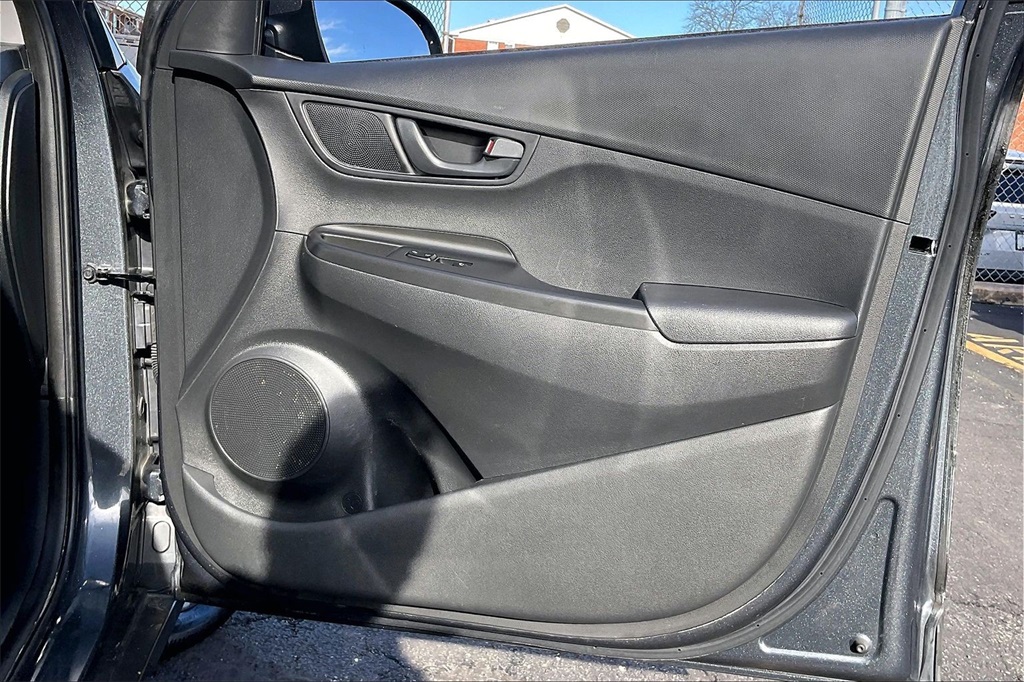 2022 HYUNDAI KONA - Image 21