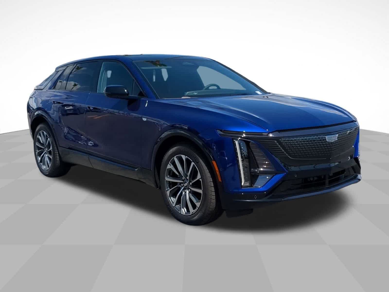 2025 Cadillac Lyriq Sport photo 3