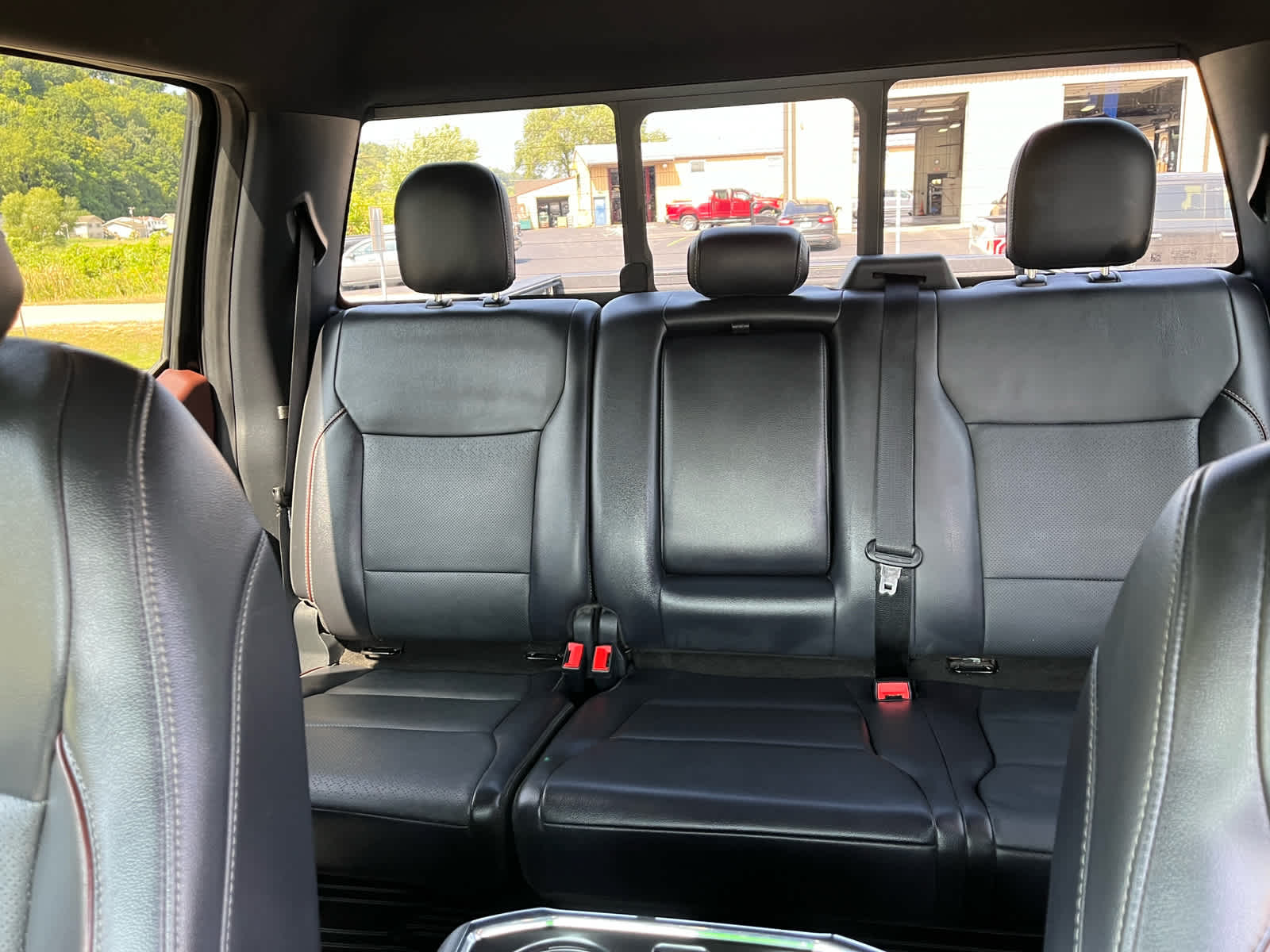 2021 Ford F-150 Lariat photo 28
