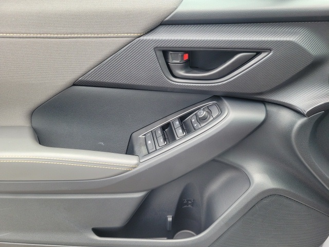 2025 Subaru Crosstrek Sport photo 12