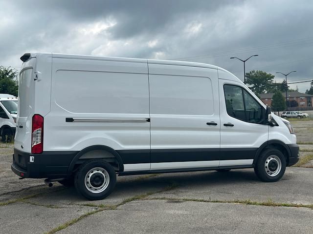 2025 Ford Transit photo 13