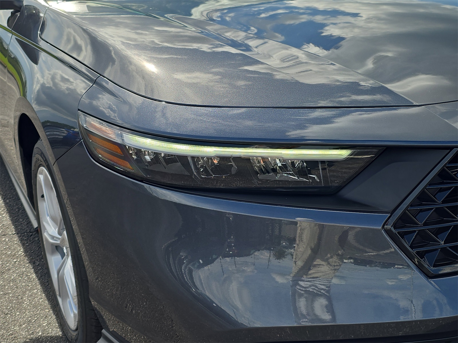 2025 Honda Accord 1.5T LX photo 8