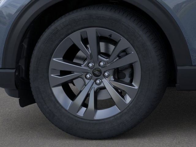 2025 Ford Explorer photo 14