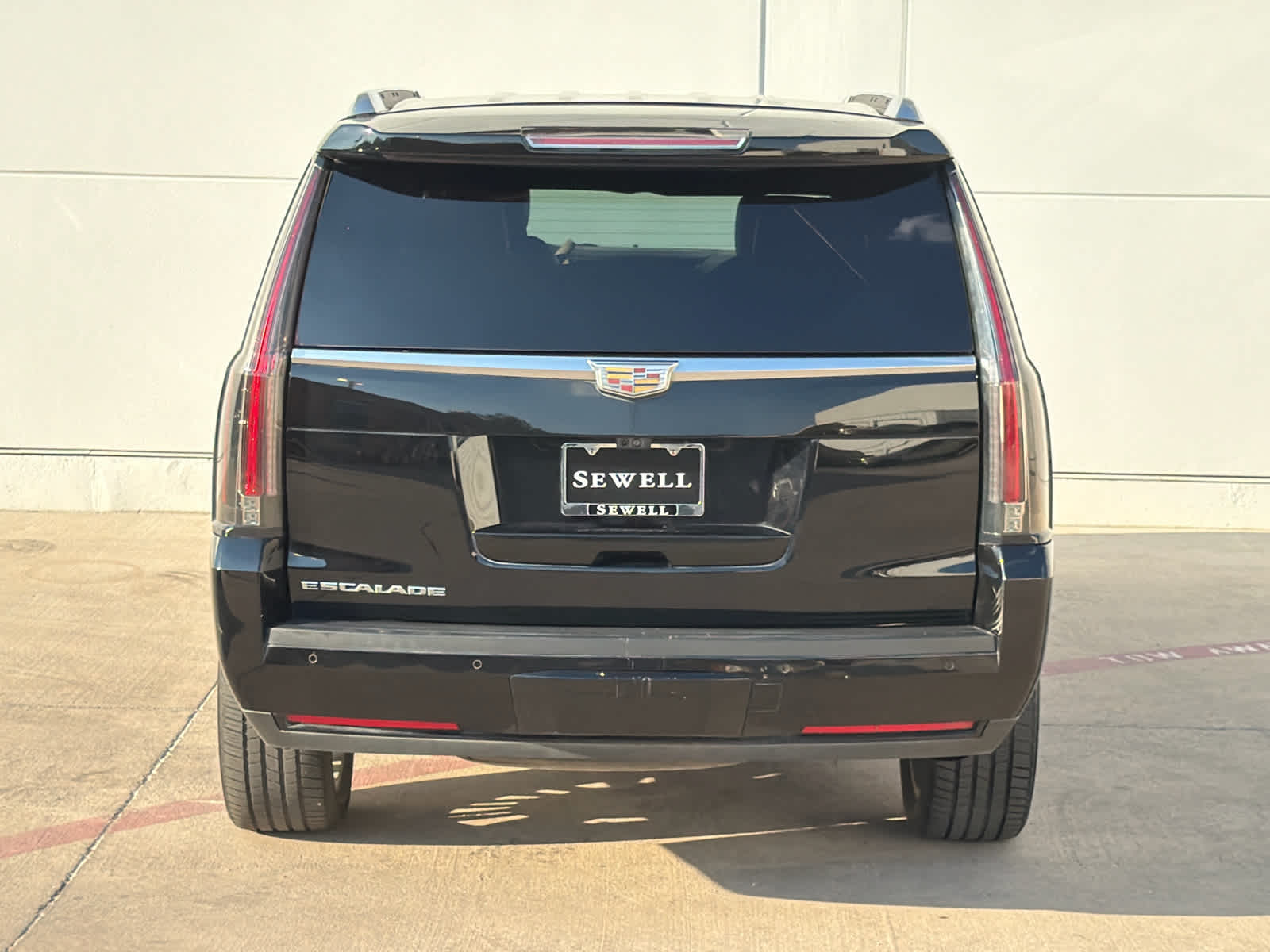 2018 Cadillac Escalade Platinum photo 6