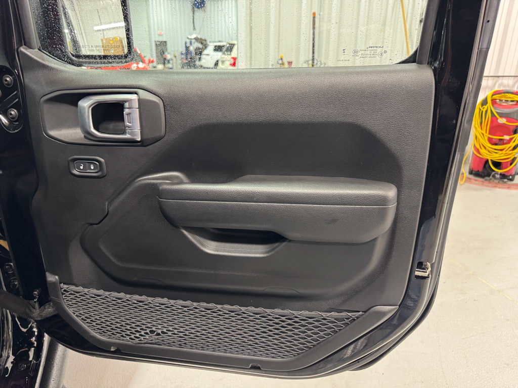 2023 Jeep Wrangler Sport S photo 14