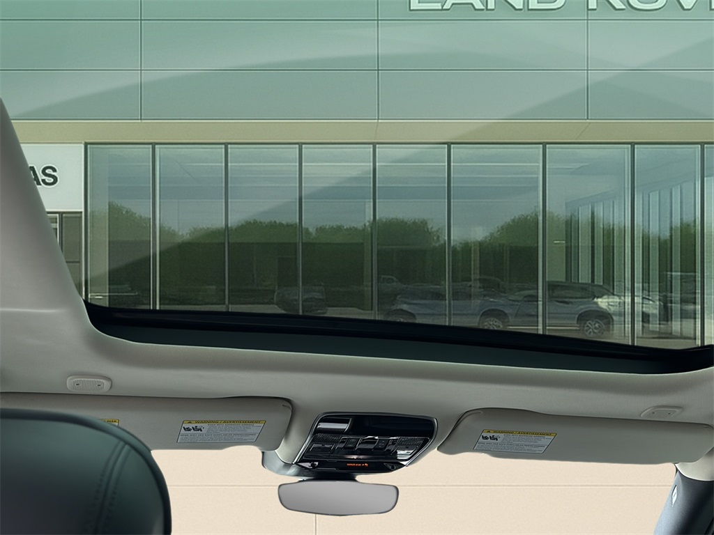 2025 Land Rover Range Rover SE photo 25