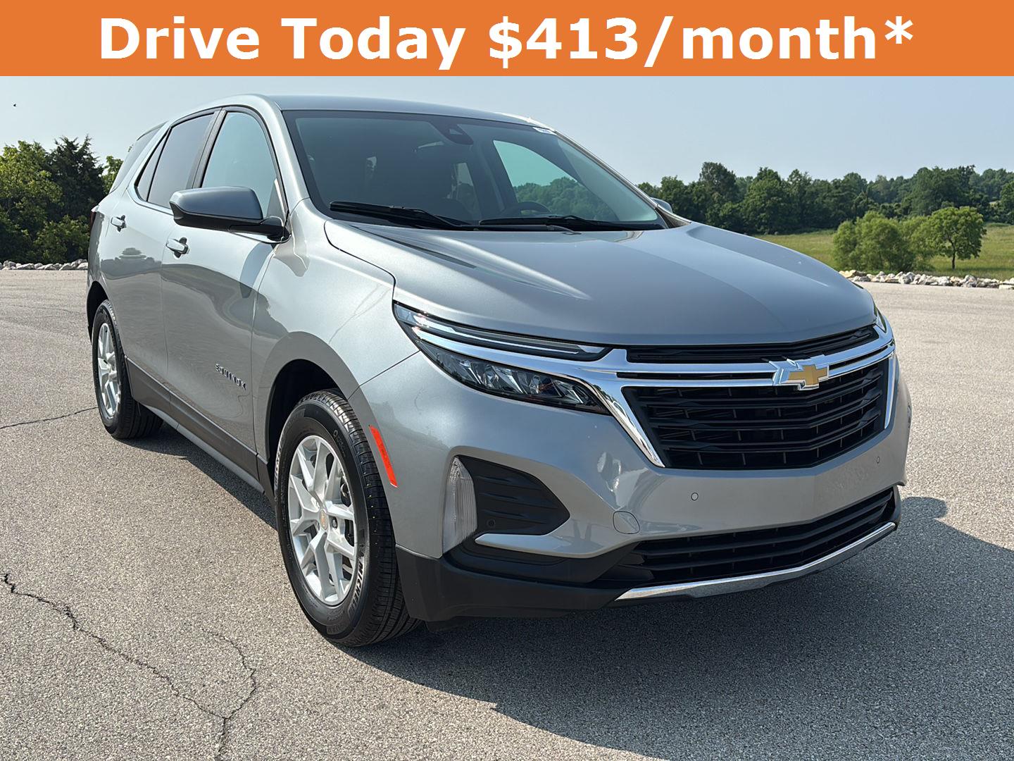 2023 Chevrolet Equinox LT photo 2