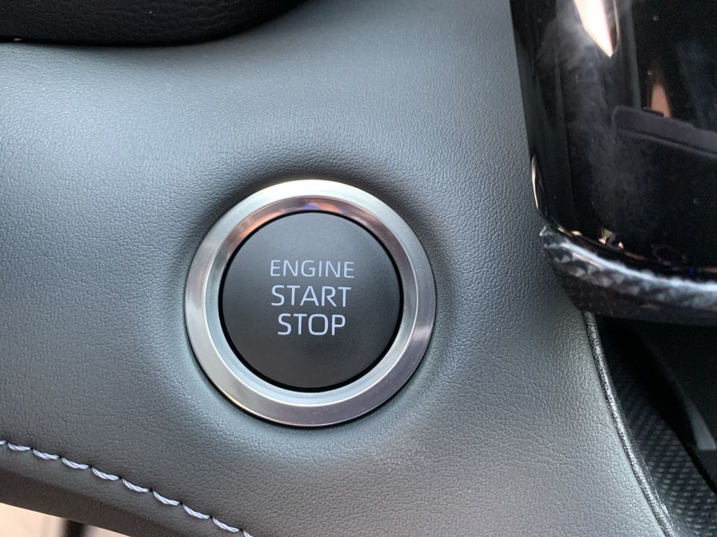 2025 Toyota Highlander XSE photo 19