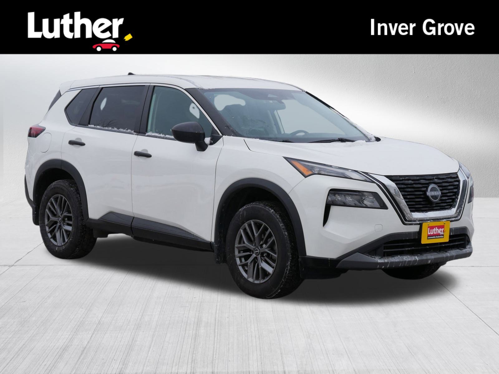 2022 Nissan Rogue S's photo